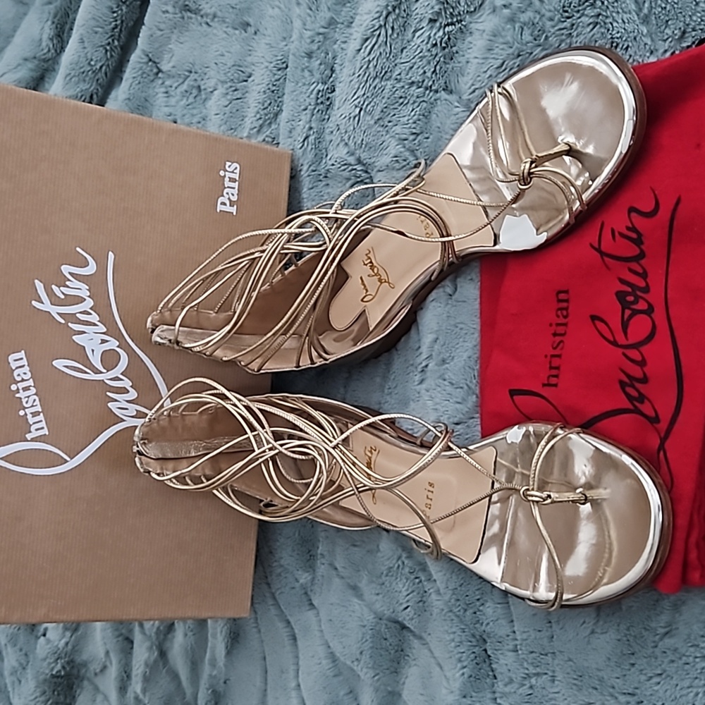 Louboutin sz 39.5